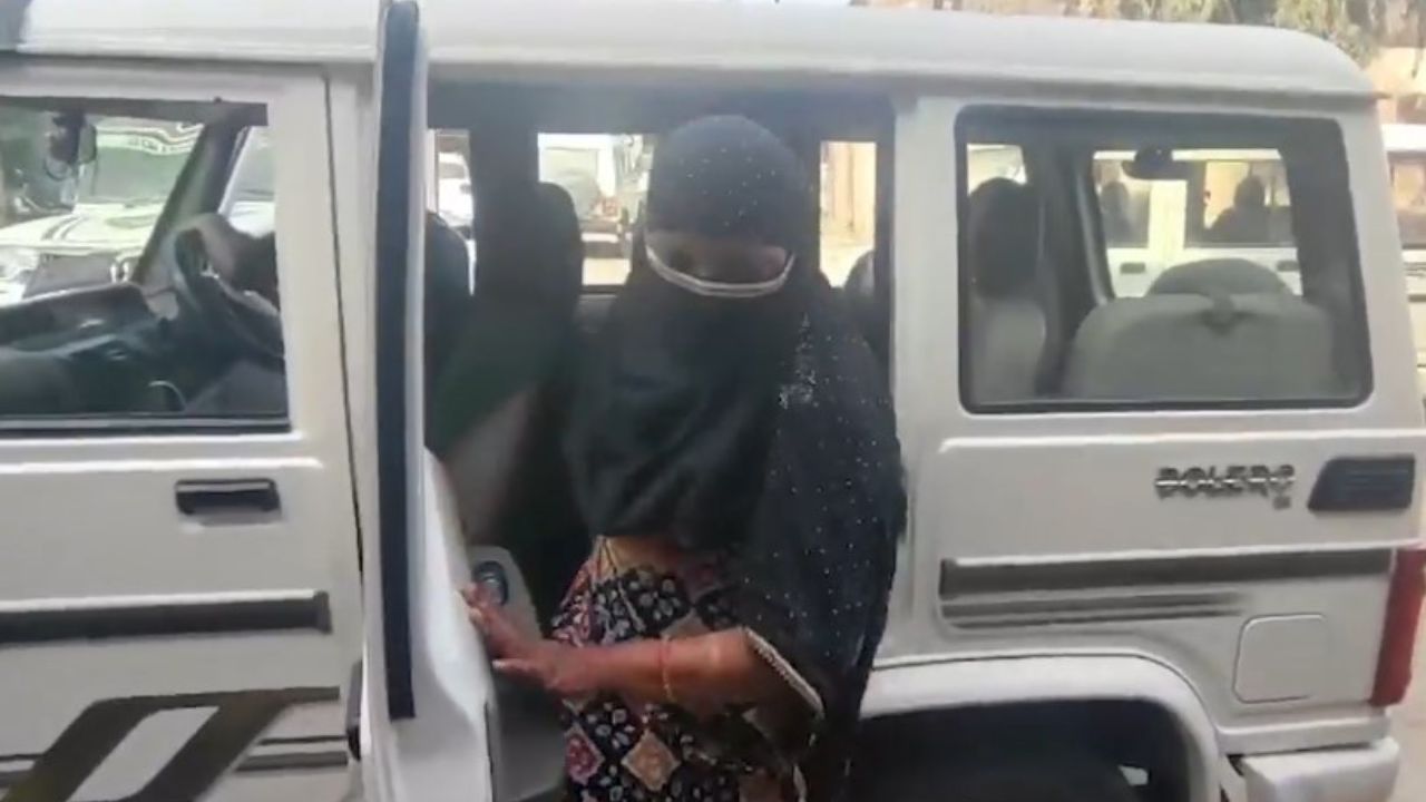 Brown Sugar Mafia: रुखसाना उर्फ 'स्कूटी दीदी' की गिरफ्तारी, पुलिस ने बरामद की 55.26 ग्राम ब्राउन शुगर