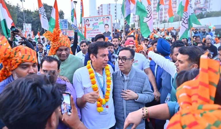 Delhi Crime News: कांग्रेस नेता देवेंद्र यादव ने BJP और आप को ठहराया कानून-व्यवस्था खराब होने का जिम्मेदार