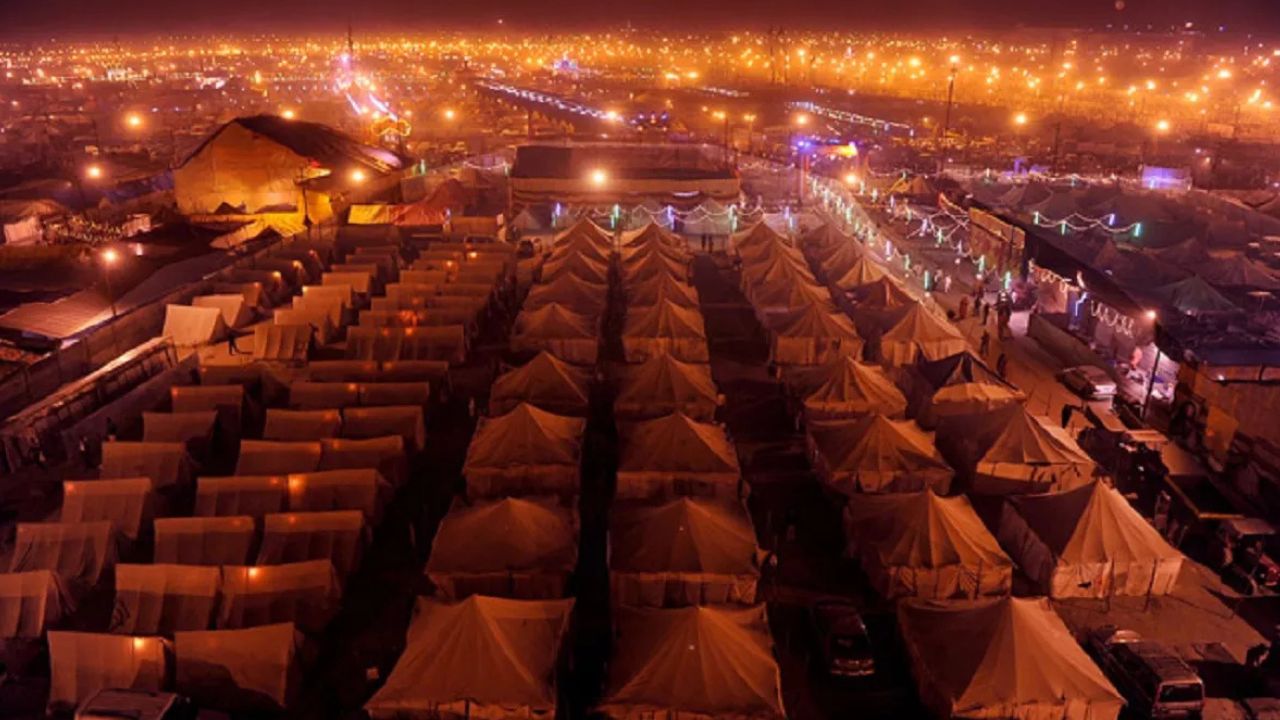 MahaKumbh 2025: प्रयागराज में बने 'टेंट सिटी' में 5 स्टार होटल जैसी सुविधाएं,