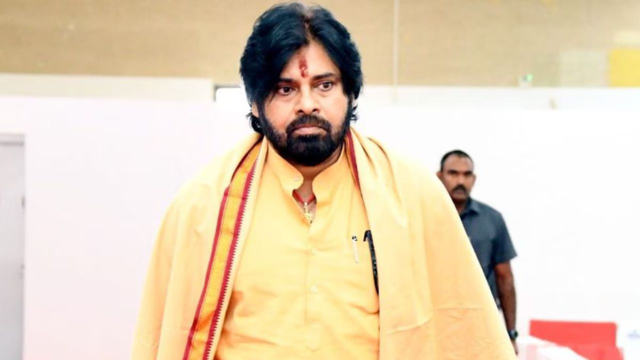 Pawan Kalyan: पवन कल्याण ने CM योगी के कदमों पर चलकर दिया अपराधियों को सख्त चेतावनी - 'महिलाओं के साथ बुरा व्यवहार न करें...'