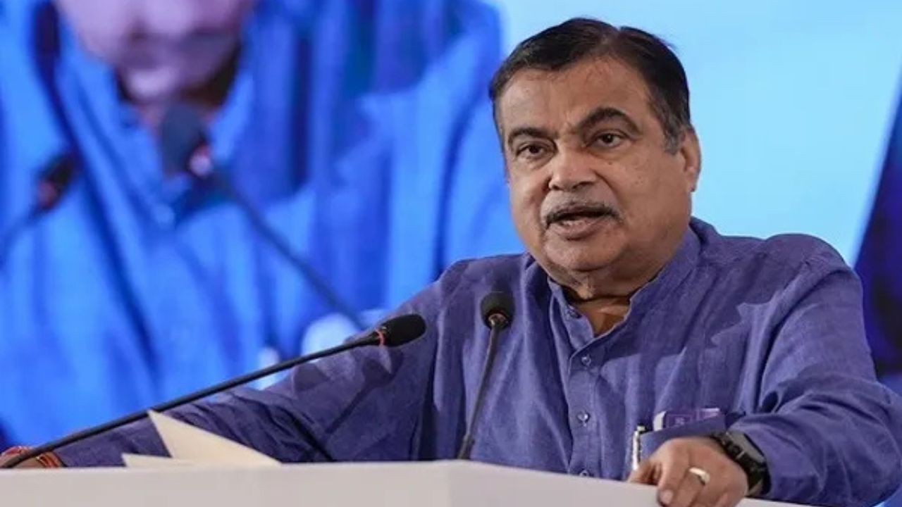 Nitin Gadkari: सड़क दुर्घटनाओं में मानवता दिखाने वालों के लिए सरकार का बड़ा ऐलान, गडकरी ने की घोषणा