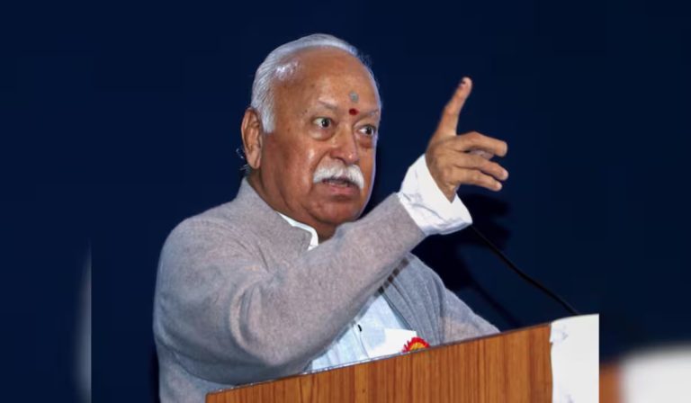 'इन्हीं आंखों से देखेंगे भारत को विश्वगुरु बनते' – Mohan Bhagwat का स्वयंसेवकों को संदेश