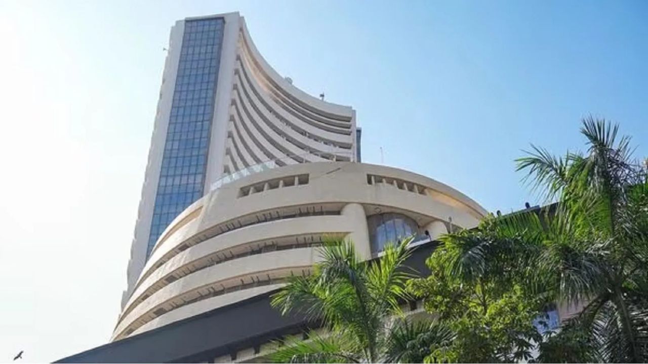 भारतीय Stock Market में गिरावट, मिड कैप और स्मॉल कैप स्टॉक्स में निवेशकों को क्यों नहीं घबराना चाहिए