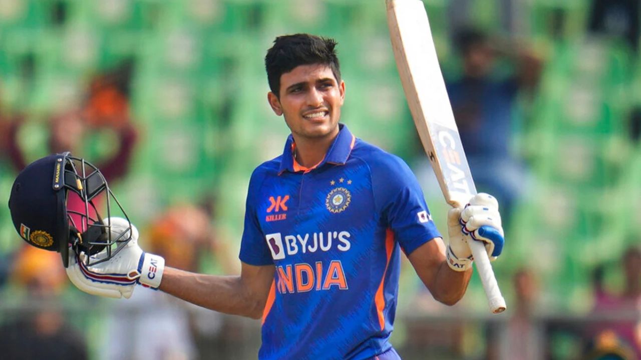 Shubman Gill बने ICC ODI रैंकिंग में नंबर 1 बल्लेबाज, बाबर आजम को हुआ नुकसान