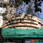 Stock Market: भारतीय शेयर बाजार में हल्की बढ़त, सेंसेक्स और निफ्टी में मामूली उछाल