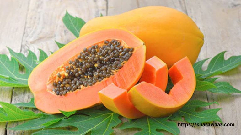 Papaya Benefits and Side Effects: क्या आपको इसे अपनी डाइट में शामिल करना चाहिए?