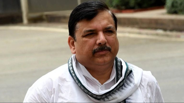 Sanjay Singh: जस्टिस यशवंत वर्मा के घर से मिले बंडल, क्या न्यायपालिका की साख खतरे में?