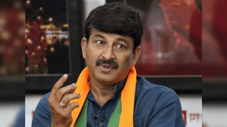Delhi Politics: मनोज तिवारी ने दिल्ली में होली खेली, कहा- PM मोदी की गारंटी है विकास