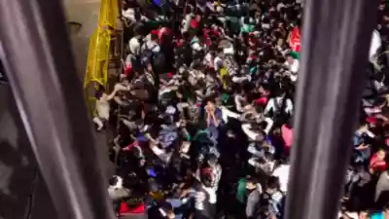 Delhi Railway Station: क्या फिर से दिल्ली रेलवे स्टेशन पर हुआ था हादसा? जानें क्‍या हुआ उस रात