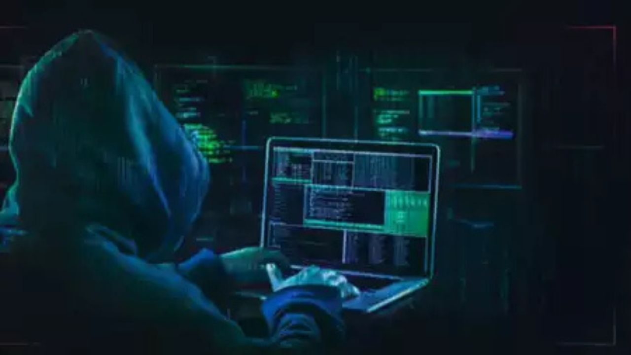 Digital Arrest in Noida: नोएडा में 78 वर्षीय बुजुर्ग का डिजिटल अरेस्ट, करोड़ों की ठगी
