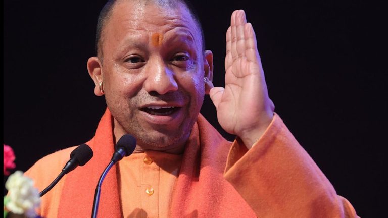 UP BJP List: यूपी BJP संगठन में फेरबदल, 22 पिछड़े, 19 ब्राह्मण और 5 महिलाएं बनीं अध्यक्ष!