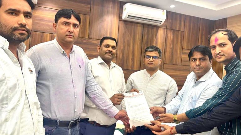 Greater Noida जर्नलिस्ट प्रेस क्लब ने सीतापुर में पत्रकार की हत्या पर की न्याय और सुरक्षा की मांग!