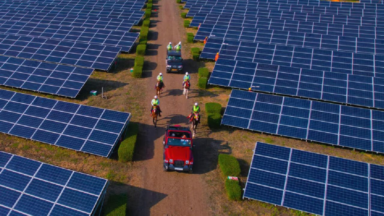 ACME Solar का 17,000 करोड़ रुपये का निवेश प्लान, जो करेगा ऊर्जा क्षेत्र में क्रांति