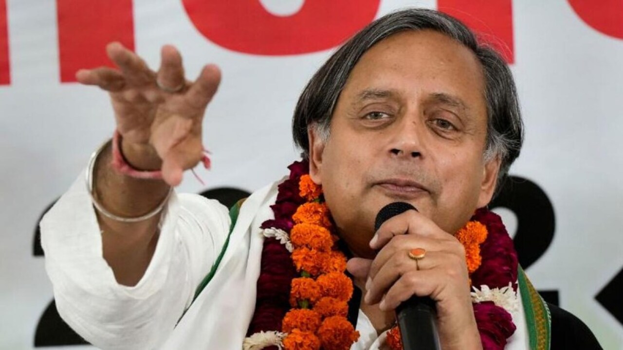 Shashi Tharoor claims: 1952 से भारत का मजबूत मतदाता सत्यापन सिस्टम