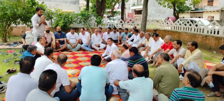 ग्रेटर नोएडा सेक्टर 36 RWA बैठक
