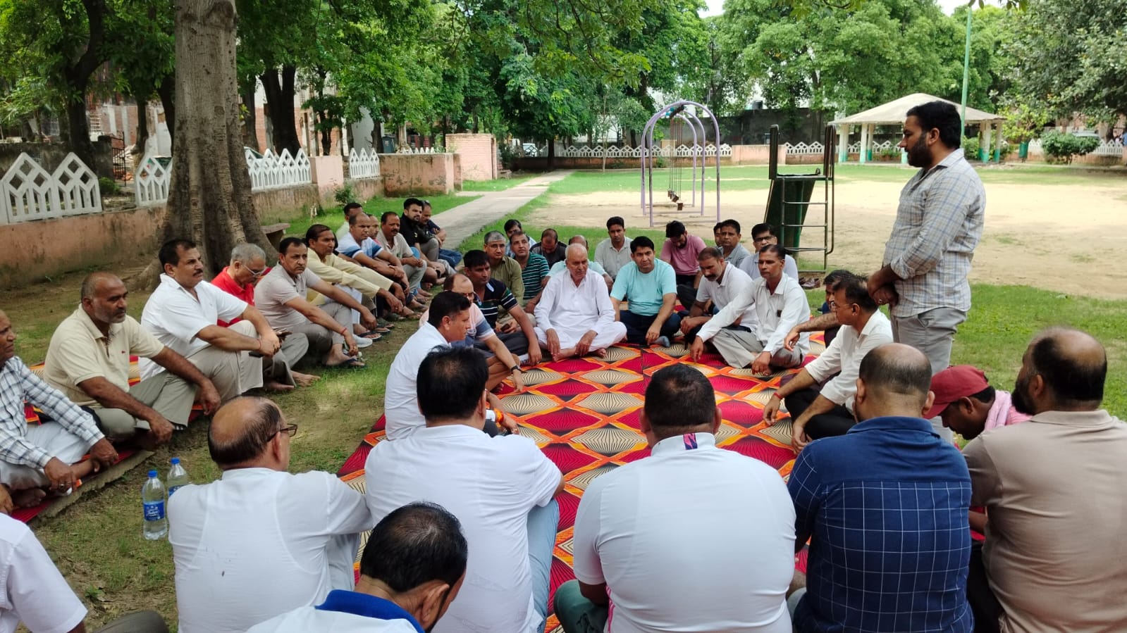 ग्रेटर नोएडा सेक्टर 36 RWA बैठक
