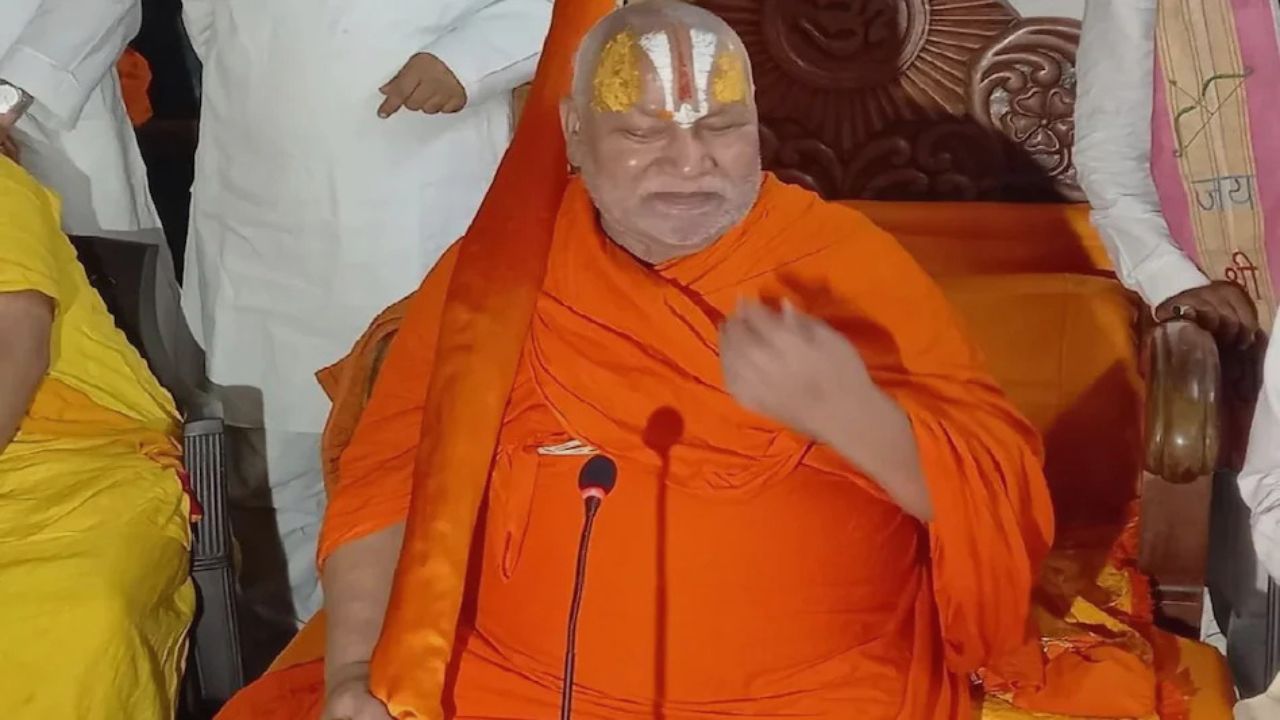 इलाहाबाद हाई कोर्ट का बड़ा आदेश! स्वामी रामभद्राचार्य विरोधी आपत्तिजनक वीडियो 48 घंटे में हटाने का निर्देश