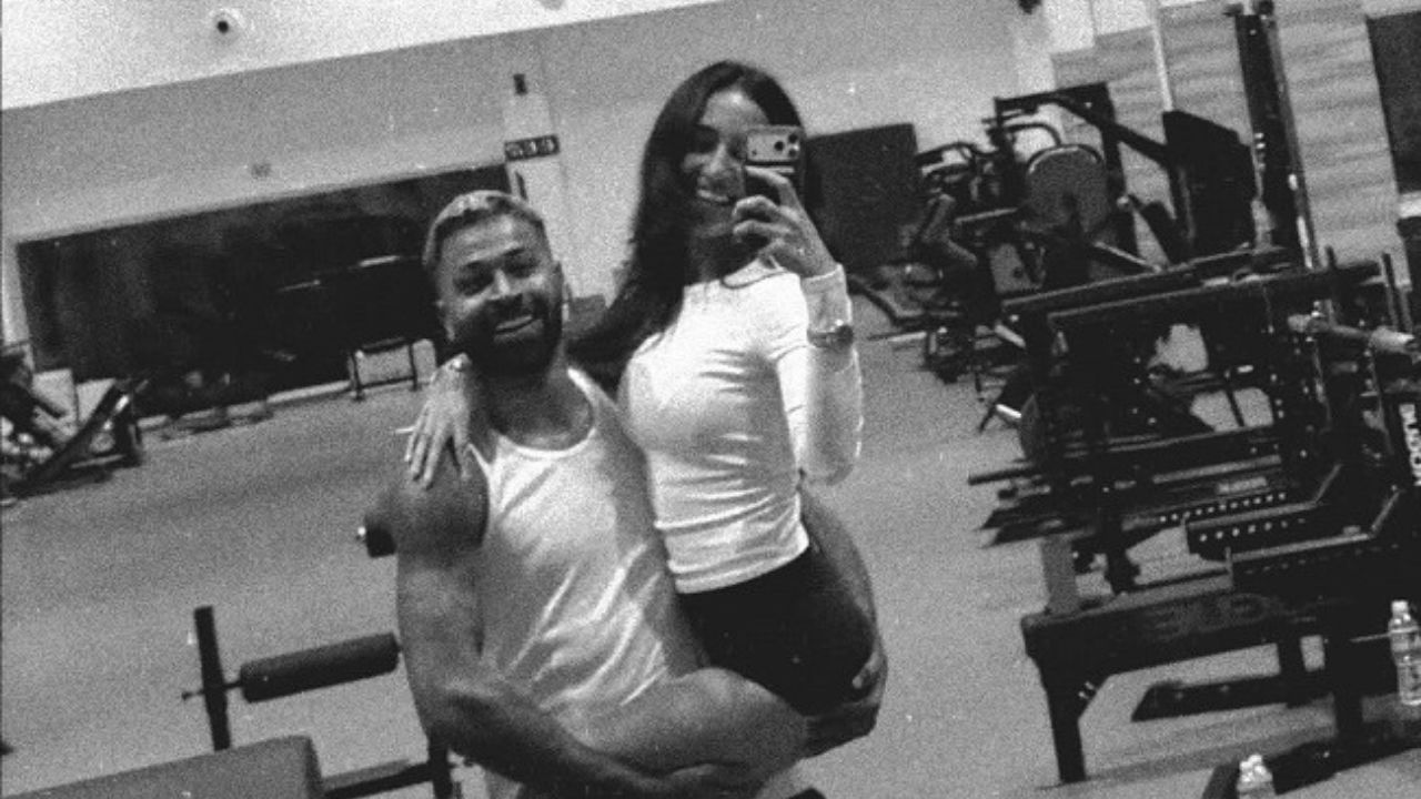 Hardik Pandya ने माहिका शर्मा संग रोमांटिक तस्वीरें शेयर कीं, फिटनेस अपडेट भी दिया बड़ा संदेश