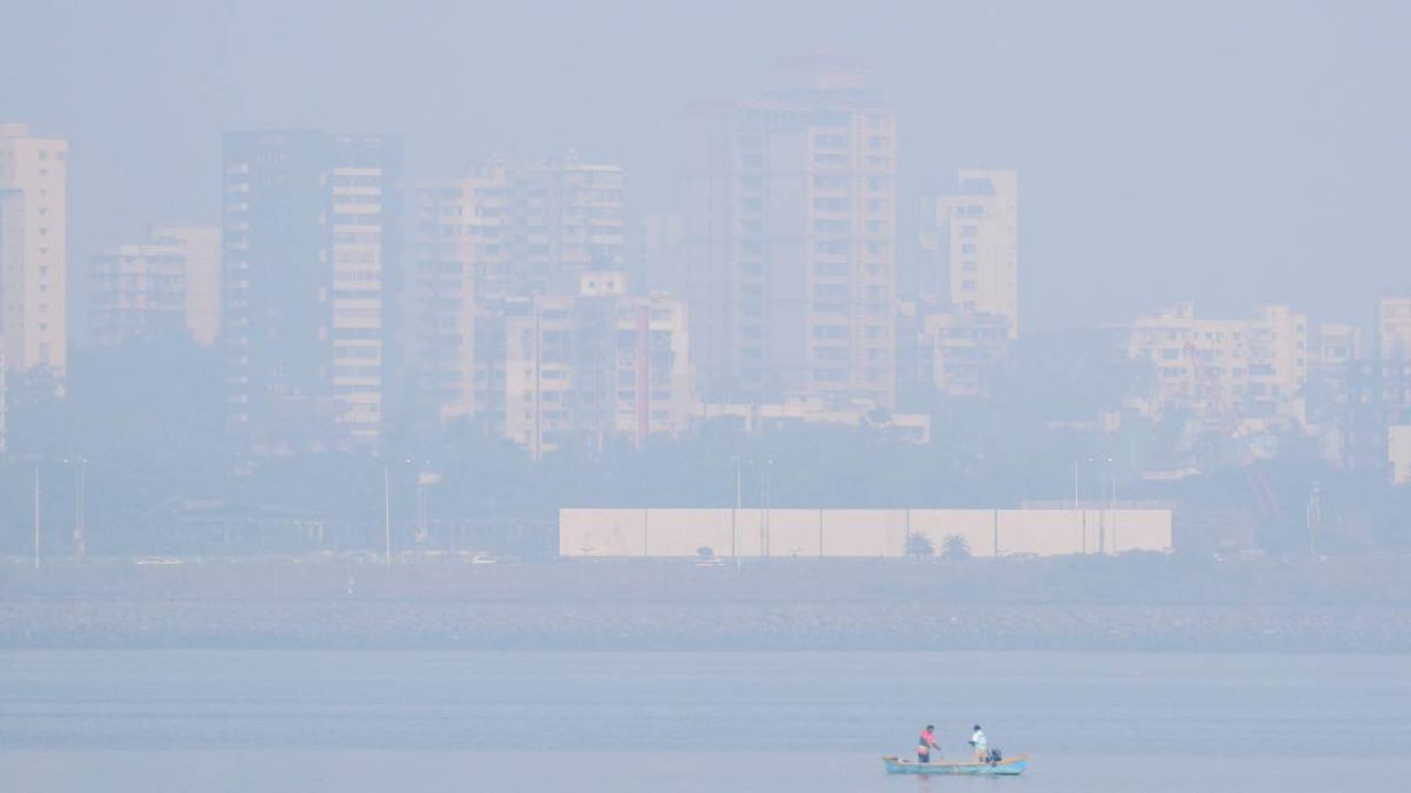 Mumbai AQI: मुंबई की हवा हुई जहरीली, BMC ने शुरू किया डस्ट कंट्रोल कैंपेन, बॉम्बे हाईकोर्ट ने दिया चेतावनी
