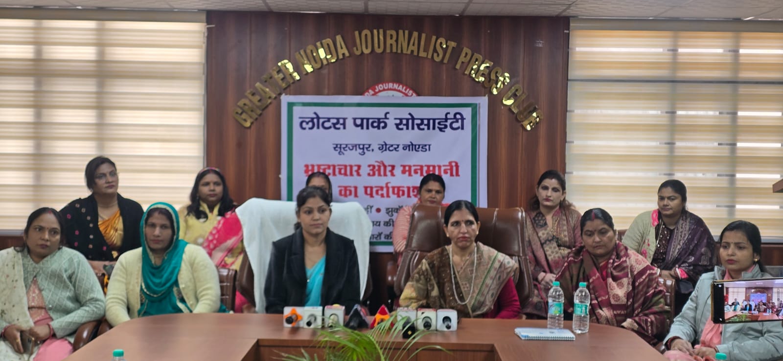 motion_photo_1449932184341423291