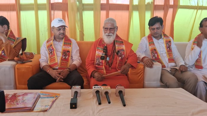 ग्रेटर नोएडा रामलीला मैदान में श्री राम कथा आयोजन